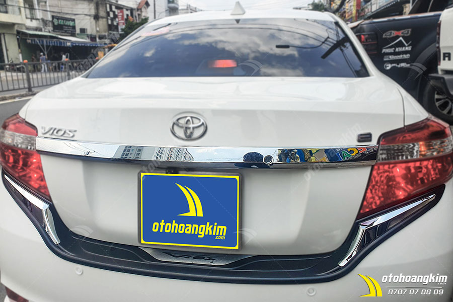 tay-cop-toyota-vios-ma-crom-2