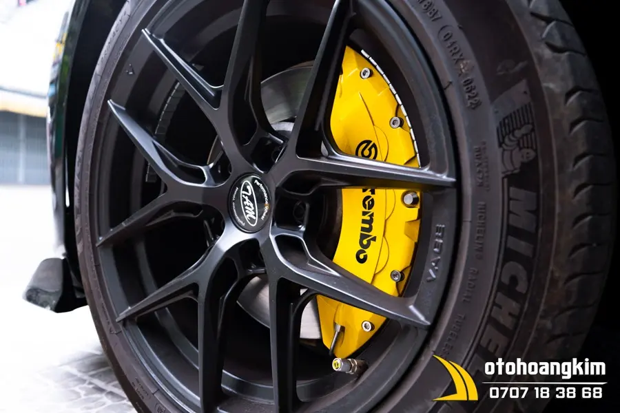 Ốp má phanh brembo trang trí nổi bật