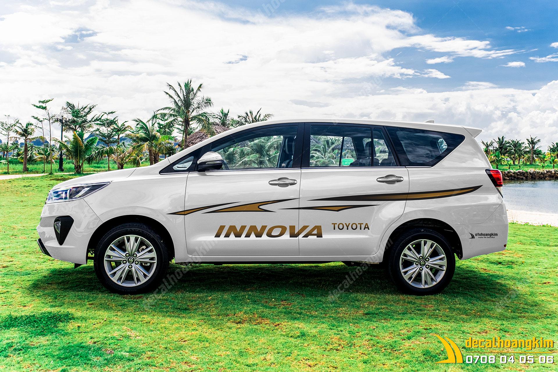 tem-xe-toyota-innova-tin068