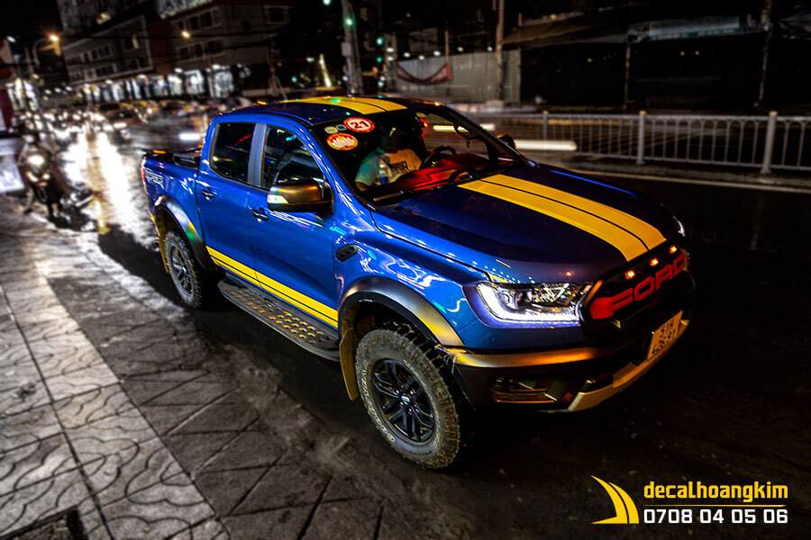 tem-xe-ford-ranger-raptor-fra196