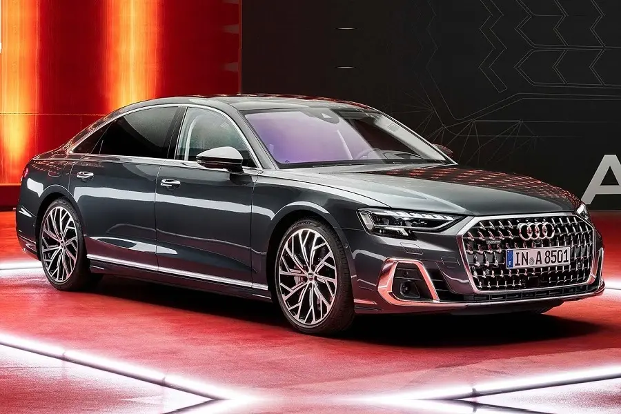 https://otohoangkim-storage.sgp1.cdn.digitaloceanspaces.com/audi-a8l-2022-chot-lich-chao-san-cac-dai-gia-viet-2-900x900.webp