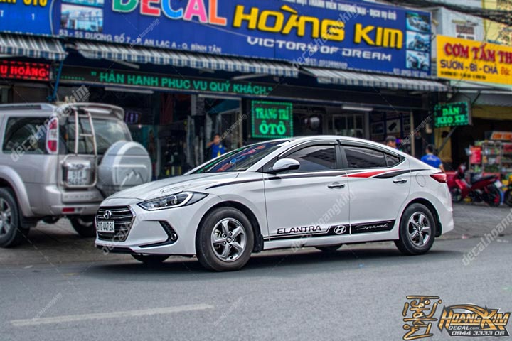 tem-xe-hyundai-elantra-hel024-1