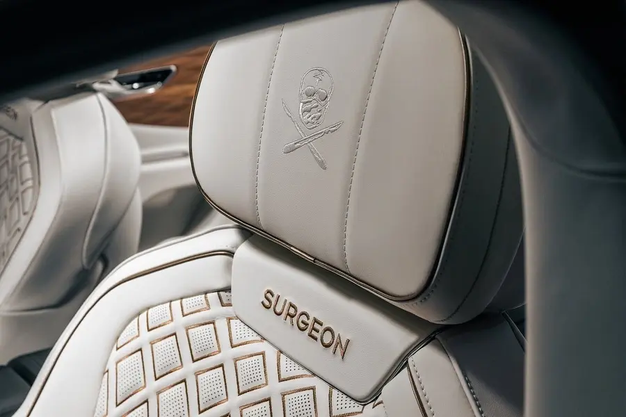 https://otohoangkim-storage.sgp1.cdn.digitaloceanspaces.com/bentley-flying-spur-phien-ban-the-surgeon-cuc-ngau-5-900x900.webp