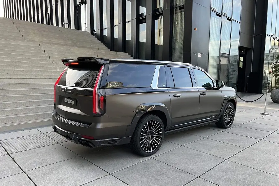 https://otohoangkim-storage.sgp1.cdn.digitaloceanspaces.com/cadillac-escalade-ham-ho-voi-goi-do-carbon-2-900x900.webp