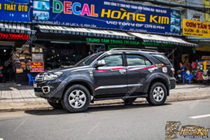 tem-xe-toyota-fortuner-tfo065