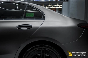 Dán đổi màu xám xi măng lì (Cement Grey Matte) xe C300