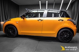 Dán đổi màu Cam lì (Matte Orange) xe Swift
