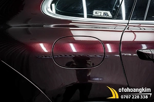 Dán đổi màu đỏ rượu vang xe Porsche