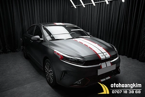 Wrap Đổi Màu Kết Hợp Tem Dọc Cho Xe KIA K3