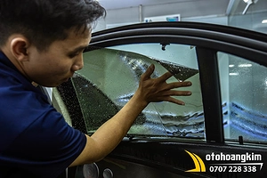 loi-ich-khi-thay-phim-cach-nhiet-o-to-kip-thoi