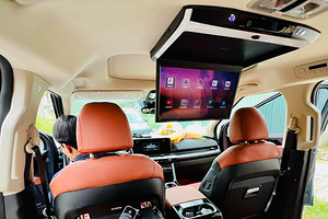 Màn hình gập chỉnh điện 17.5inch