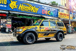 Tem Xe Toyota Land Cruiser - TLC001
