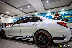 Dán đổi màu Candy trắng Mercedes C63