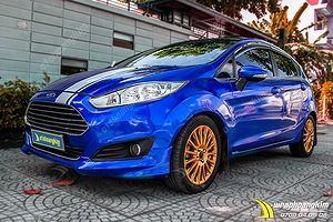 Dán đổi màu Candy xanh Ford Fiesta