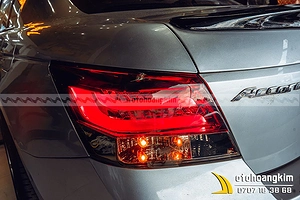 Đèn hậu Honda Accord