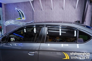 Vè Che Mưa Mitsubishi Attrage Đen Dày Cap Cấp