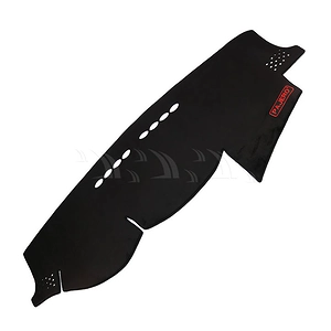 Thảm taplo Mitsubishi Pajero [2016-2020]