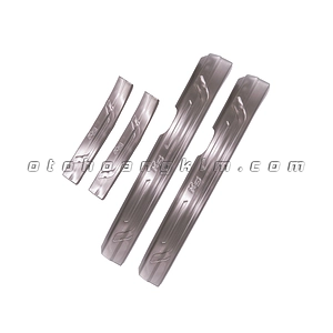 Nẹp bước chân trong Kia K5 mới