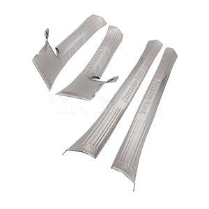 Nẹp bước chân trong Mercedes Benz GLC [2006-2020]