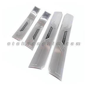 Nẹp bước chân trong Chevrolet Trailblazer [2016-2020]