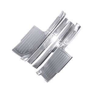 Nẹp bước chân trong Toyota Avanza [2015-2019]