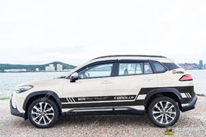 Tem Xe Toyota Corolla Cross - TCC006