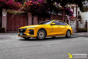 Dán đổi màu vàng mờ bóng Vinfast Lux A2.0