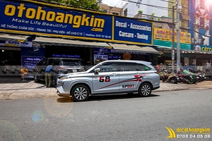 Tem Xe Toyota Veloz TVE014