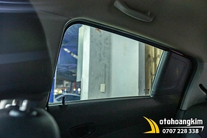 Dán phim cách Avery Spark