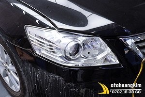 Đánh Bóng Đèn Cho Xe Camry