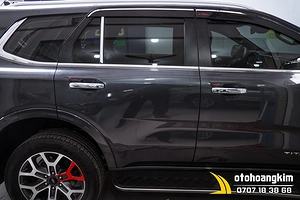 Chén Cửa Ford Everest 2022+ Đen