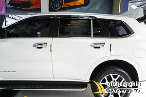 Chén Cửa Ford Everest 2022 Xi