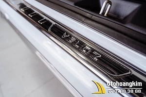 Chống trầy cốp sơn Toyota Veloz titan