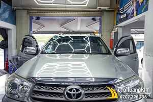 Dán Phim Cách Nhiệt 3M Xe Fortuner
