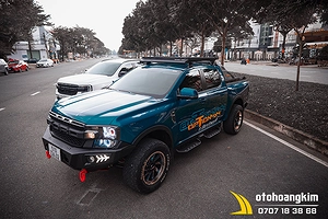 Giá Nóc Kết Hợp Đèn Led Bar Ford Ranger 2023 Hiệu Option4x4