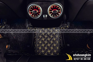 Thảm Sàn Mercedes GLC 200 Loại 5D Màu Đen Chỉ Vàng
