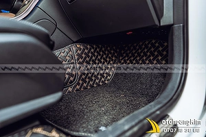 Thảm Sàn Mercedes GLC 200 Loại 5D Màu Đen Chỉ Vàng