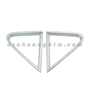 Tam giác khung kính Toyota Fortuner [2009-2015]