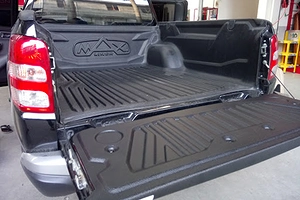 Lót thùng nhựa xe Ranger