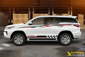 Tem Xe Toyota Fortuner - TFO149