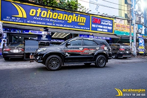 Tem Xe Toyota Fortuner - TFO151