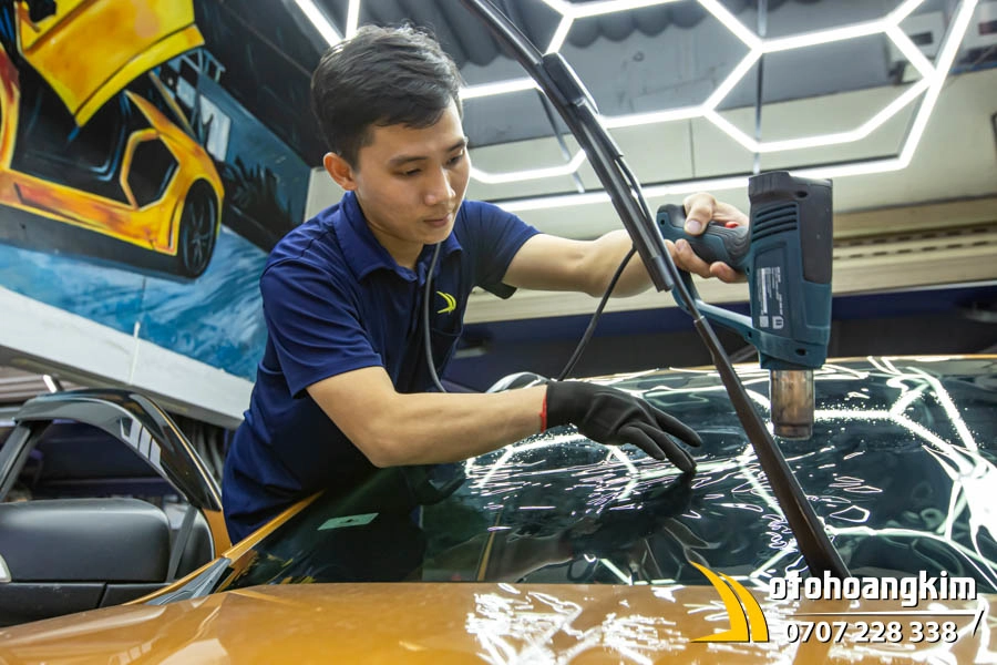 Dán phim cách Avery xe Ranger - Ảnh 2