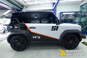 Tem xe Vinfast VF3 - Mẫu phối màu trắng - đen thể thao