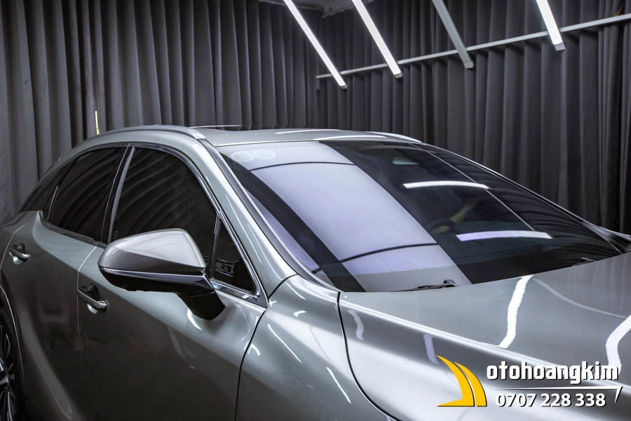 Phim cách nhiệt Avery Supreme Ceramic SCiR25 kính hông (1,524x30,48) - Ảnh 1