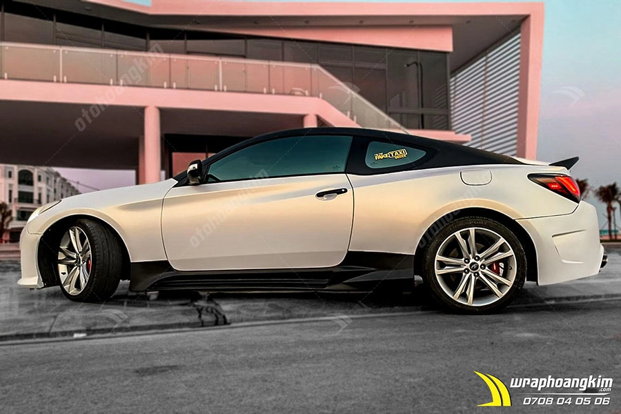 Dán đổi màu trắng mờ Hyundai Genesis - Ảnh 3