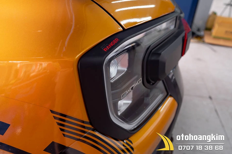 Viền Đèn Trước Ford Ranger WT/RT 2022 Đen