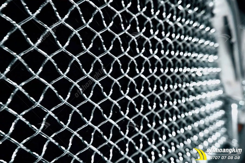 Mặt ca lăng V8 cho Vinfast Lux SA2.0