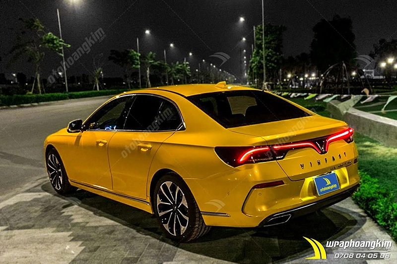 Dán đổi màu Candy vàng Vinfast Lux A