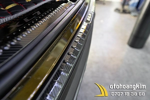 Chống trầy cốp ngoài Suzuki Xl7 2020 cacbon