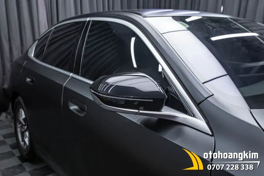 Dán PPF AVERY Supreme Xtreme Satin Xe BMW 320i - Ảnh 3